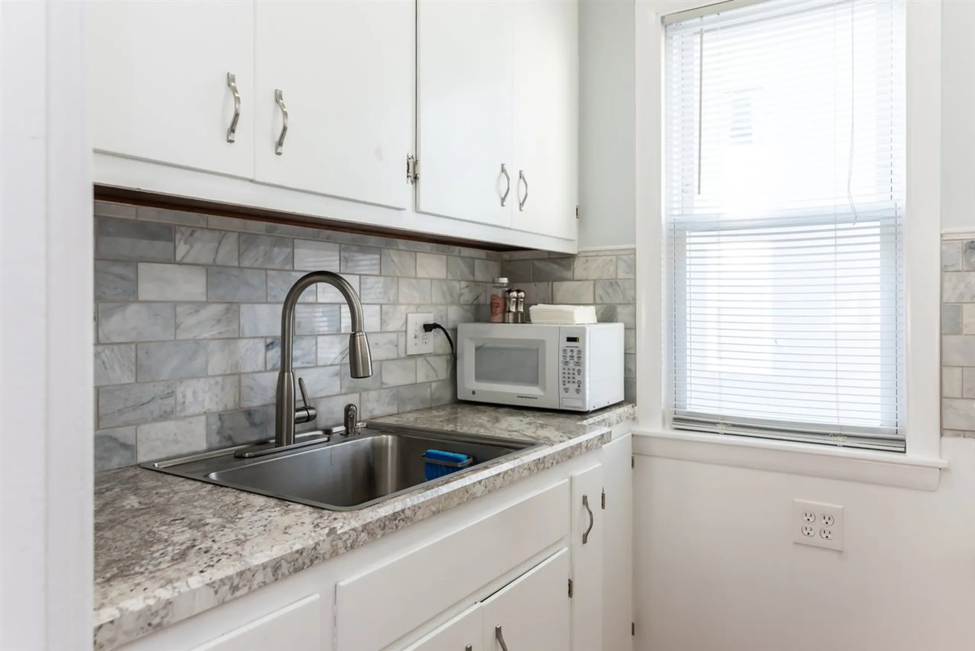 853 Somerville Street Manchester NH 03103