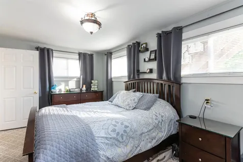 853 Somerville Street Manchester NH 03103