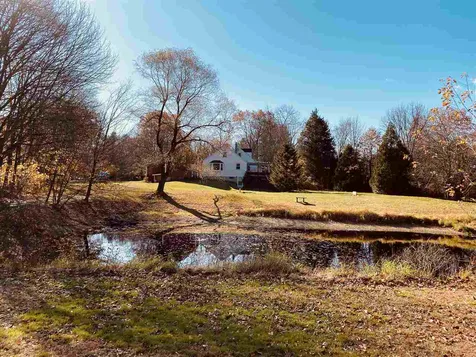 28 Merrimack Road Amherst NH 03031