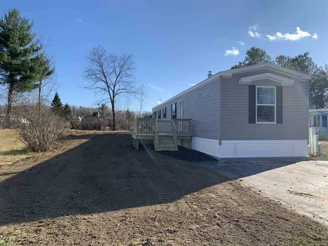 19 Country Lane Rochester NH 03867