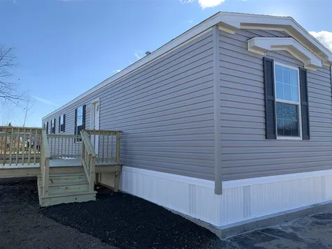 19 Country Lane Rochester NH 03867