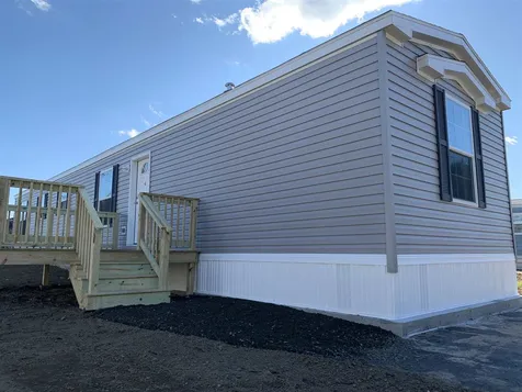 19 Country Lane Rochester NH 03867