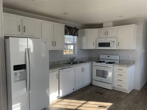 19 Country Lane Rochester NH 03867