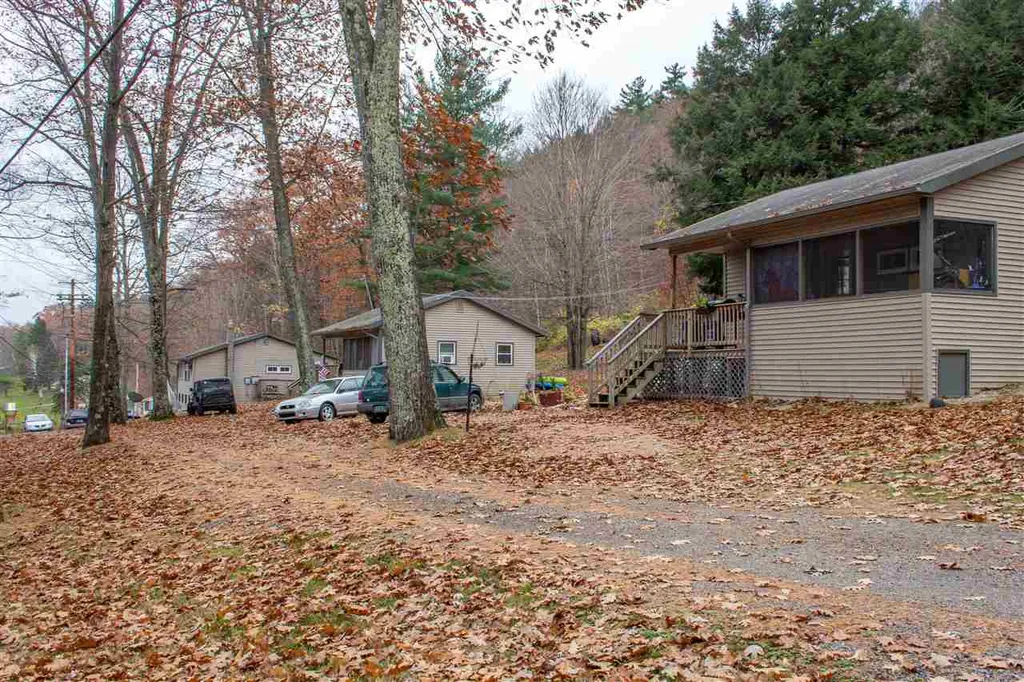 310-272-290 West Shore Road Salisbury VT 05769