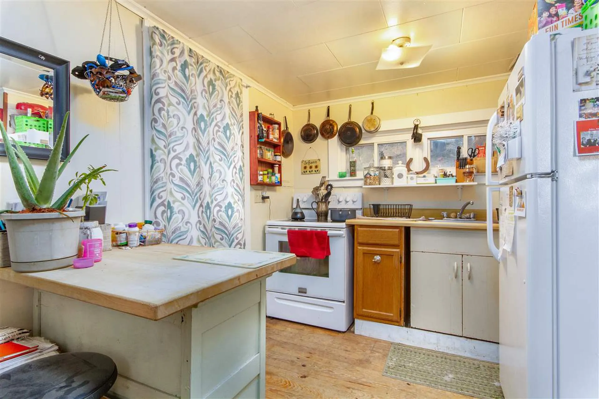 310-272-290 West Shore Road Salisbury VT 05769