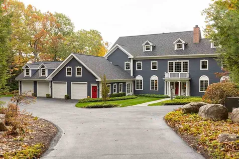 2 Fair Oaks Drive Amherst NH 03031