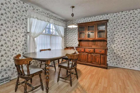 6 Cannon Drive Nashua NH 03062