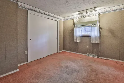 6 Cannon Drive Nashua NH 03062