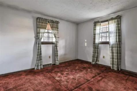 6 Cannon Drive Nashua NH 03062