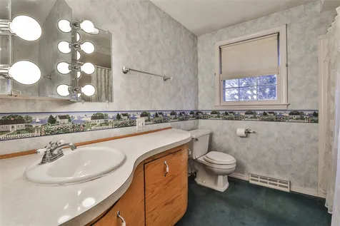 6 Cannon Drive Nashua NH 03062