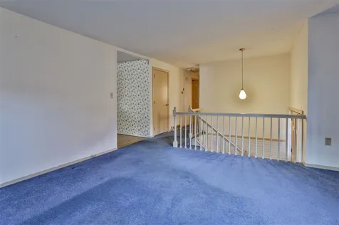 6 Cannon Drive Nashua NH 03062