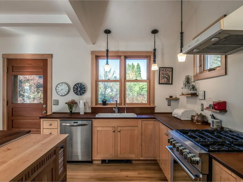 134 Ferguson Avenue Burlington VT 05401