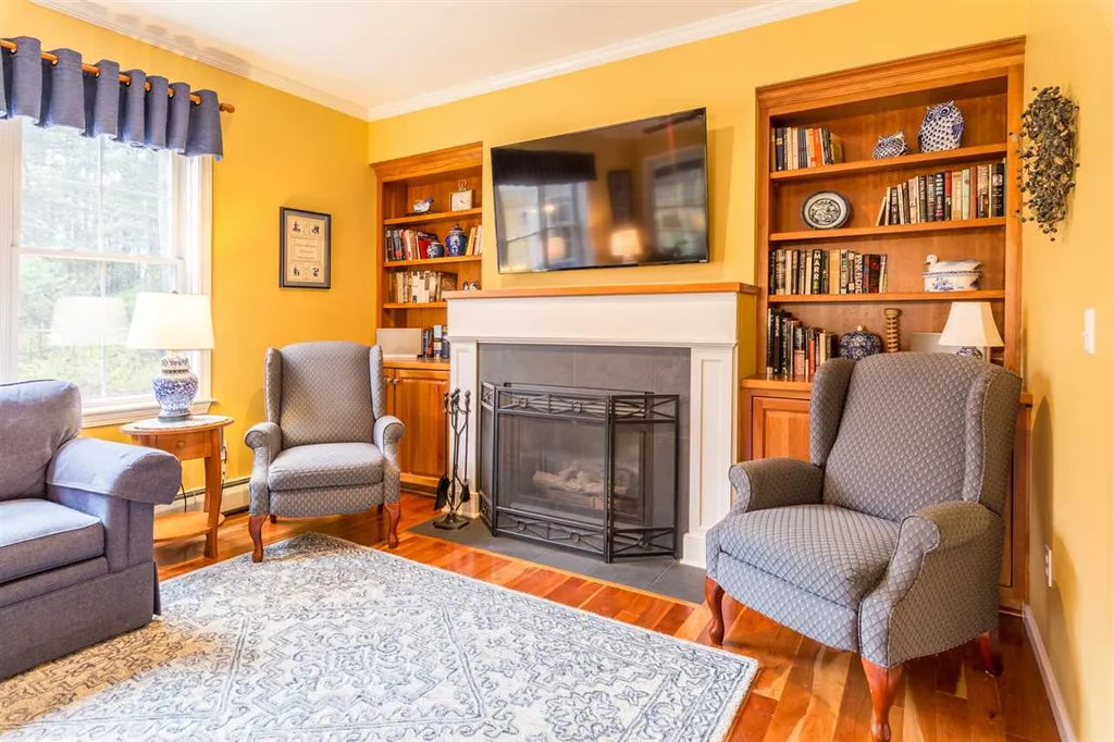 83 Stonegate Lane Shelburne VT 05482