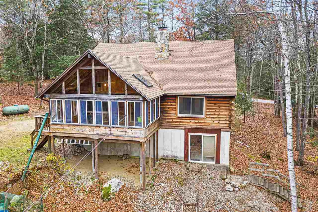 539 Hall Road Barrington NH 03825