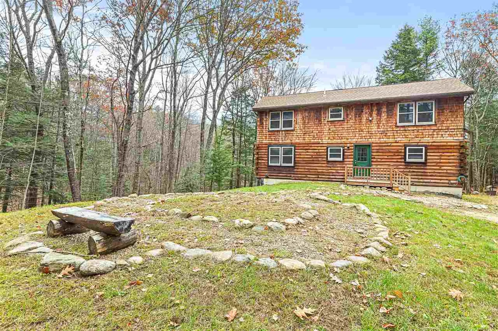 539 Hall Road Barrington NH 03825