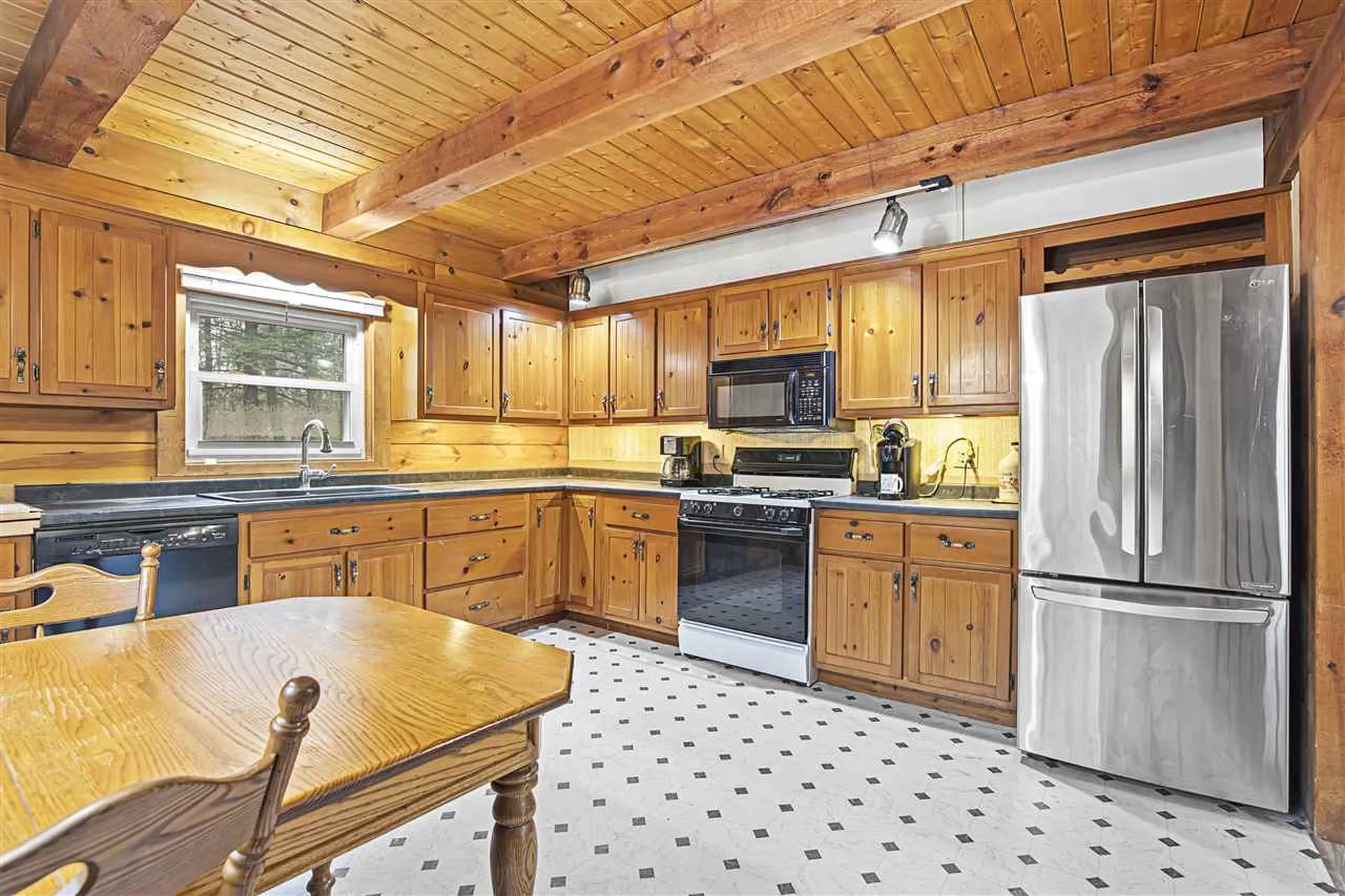 539 Hall Road Barrington NH 03825