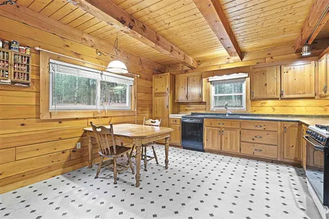 539 Hall Road Barrington NH 03825