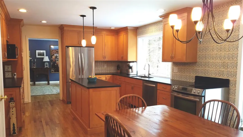121 Lang Road Rye NH 03870-2332