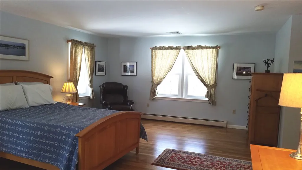 121 Lang Road Rye NH 03870-2332