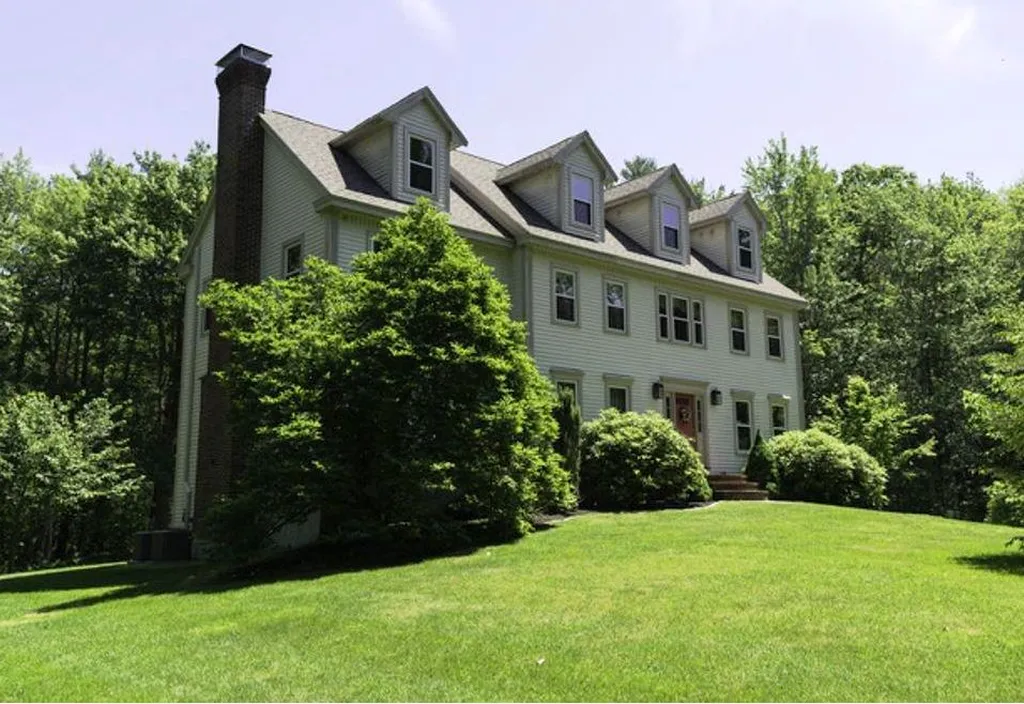 121 Lang Road Rye NH 03870-2332