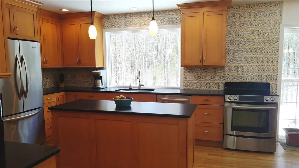 121 Lang Road Rye NH 03870-2332