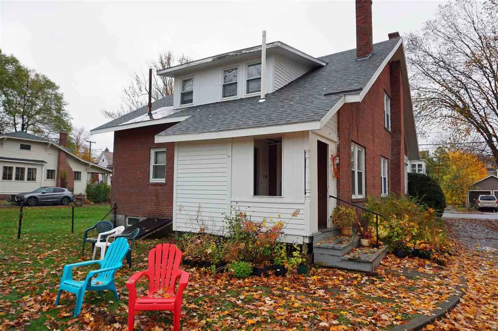 51 Blake Street Keene NH 03431