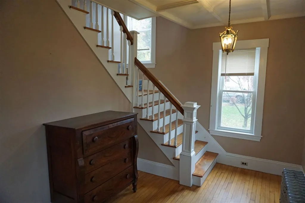 51 Blake Street Keene NH 03431