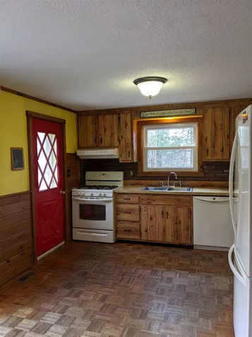9 Borough Road Hill NH 03243