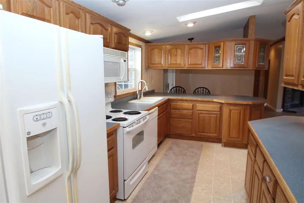 14 North Fuchsia Drive Rochester NH 03867