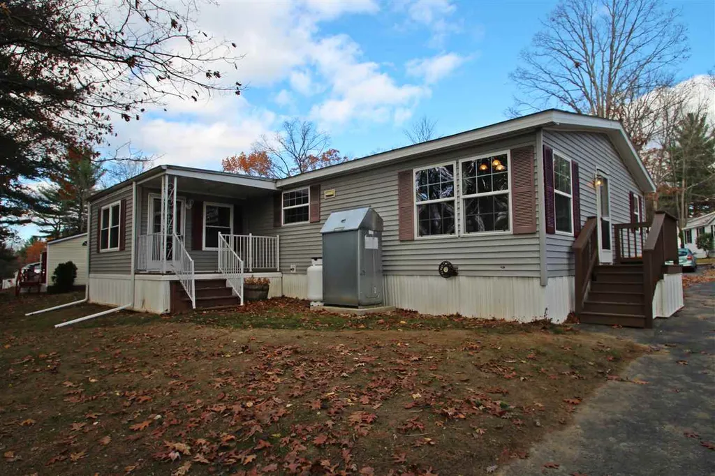 14 North Fuchsia Drive Rochester NH 03867