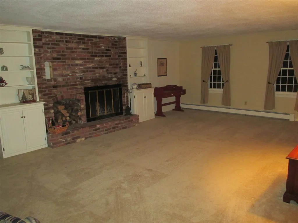 11 Susan Lane Rochester NH 03867