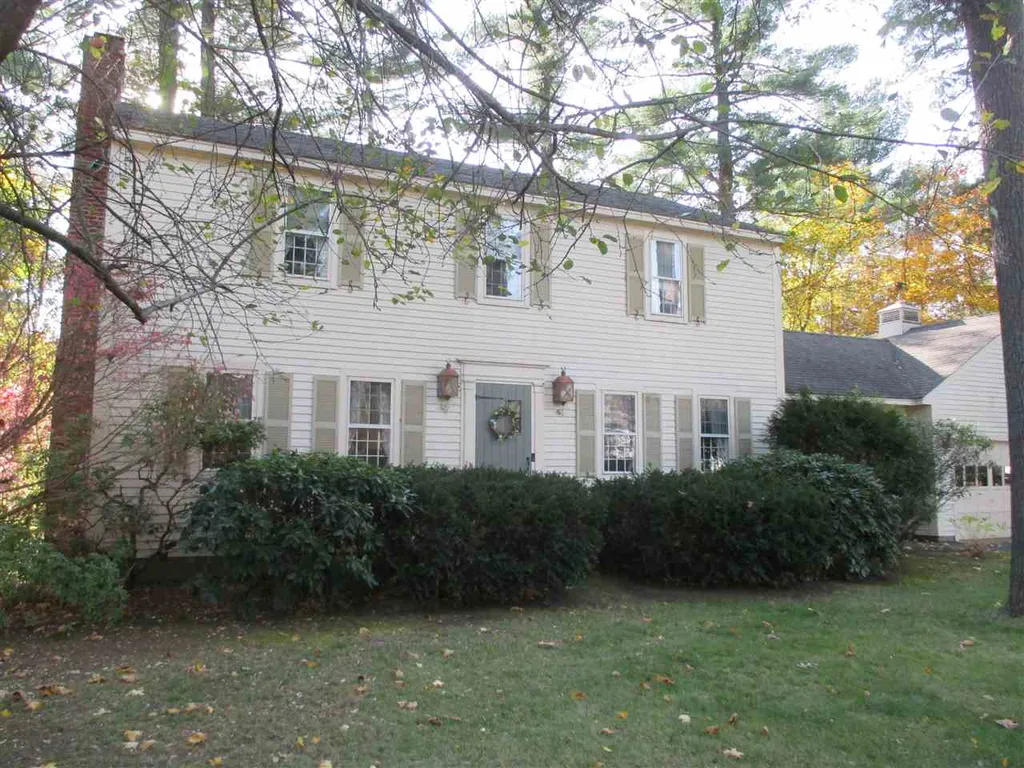 11 Susan Lane Rochester NH 03867