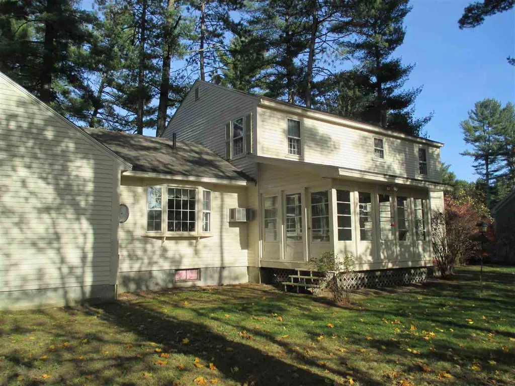 11 Susan Lane Rochester NH 03867