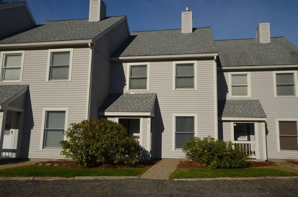 66 Hillcrest Road Stowe VT 05672