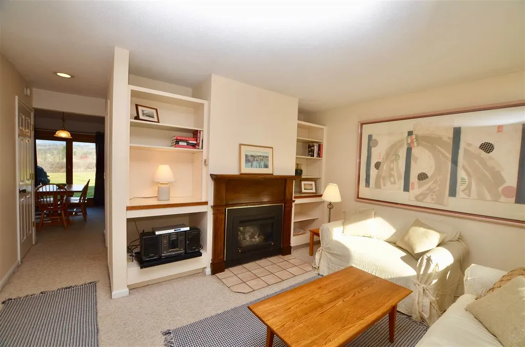 66 Hillcrest Road Stowe VT 05672