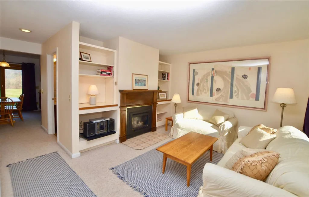 66 Hillcrest Road Stowe VT 05672