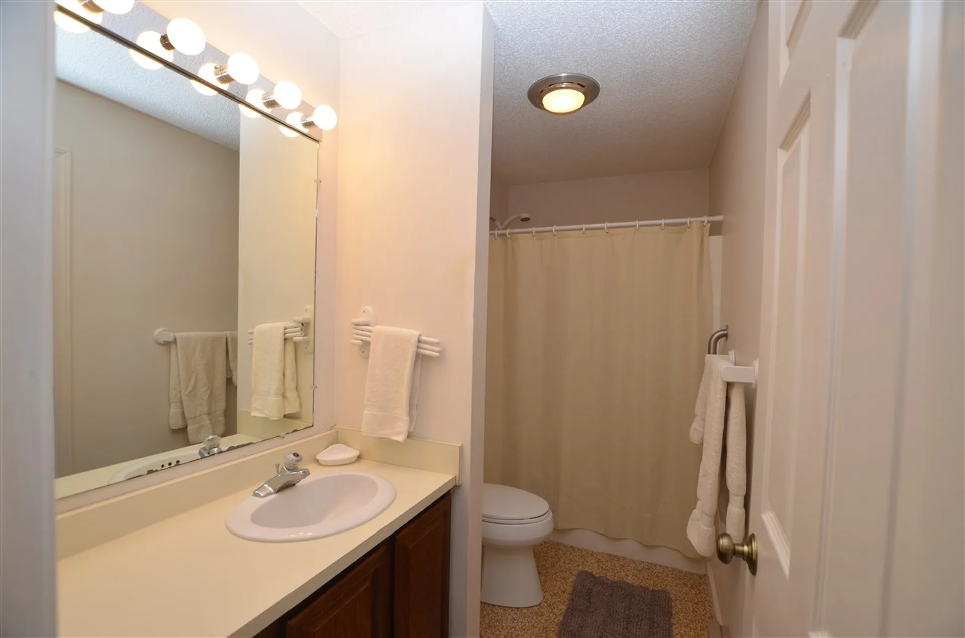 66 Hillcrest Road Stowe VT 05672