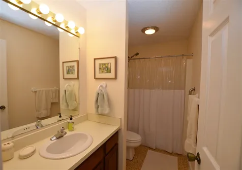 66 Hillcrest Road Stowe VT 05672