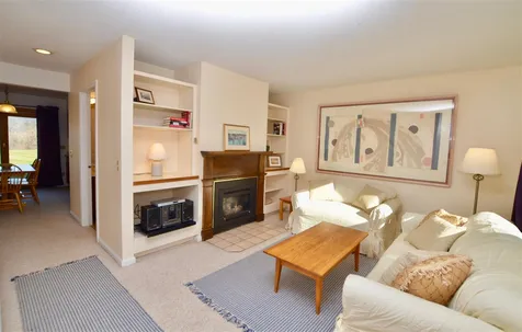 66 Hillcrest Road Stowe VT 05672