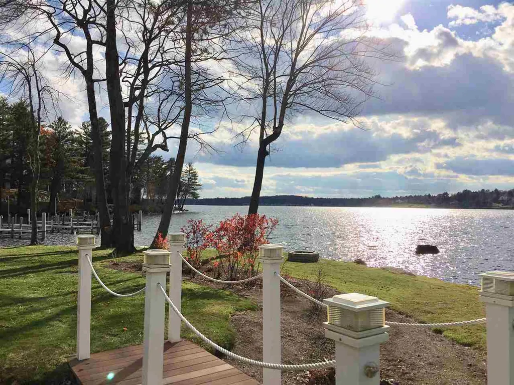 17 Island Drive Laconia NH 03246