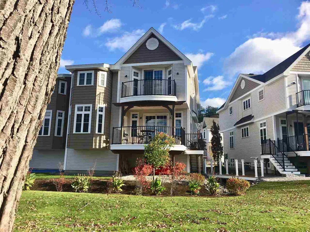 17 Island Drive Laconia NH 03246