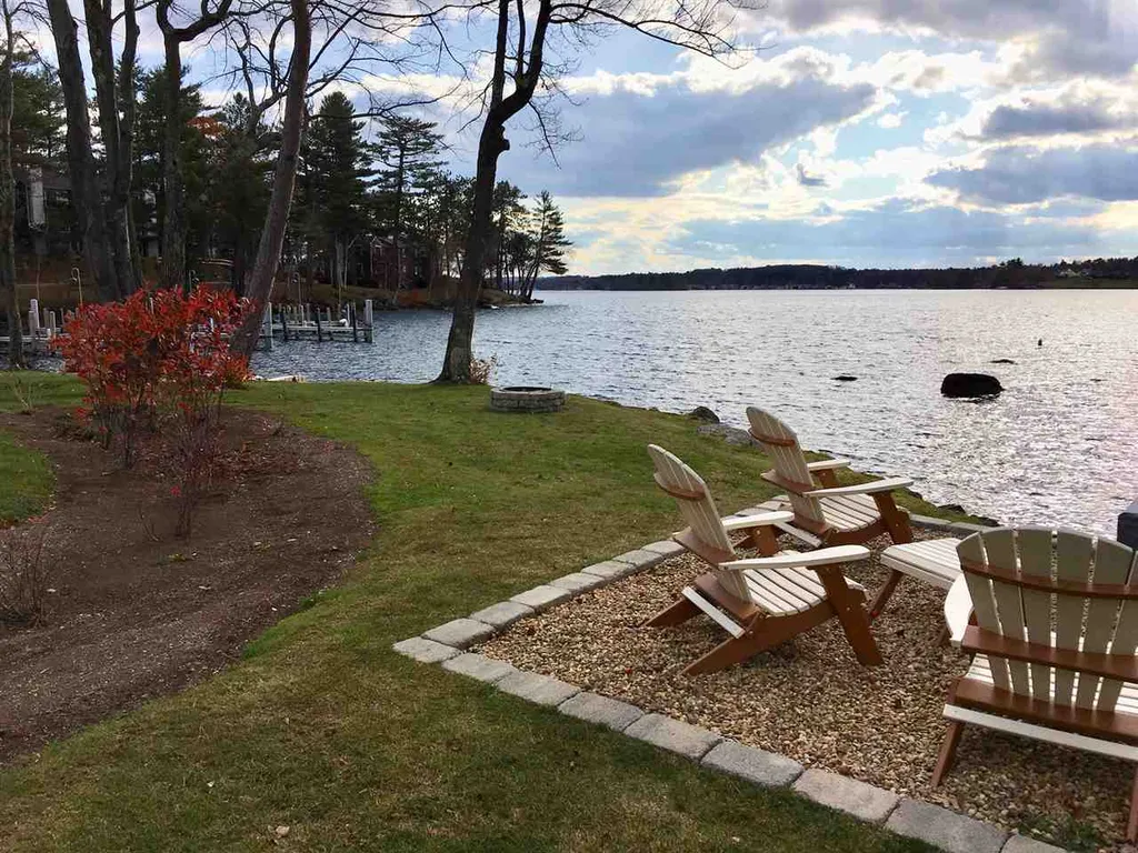 17 Island Drive Laconia NH 03246