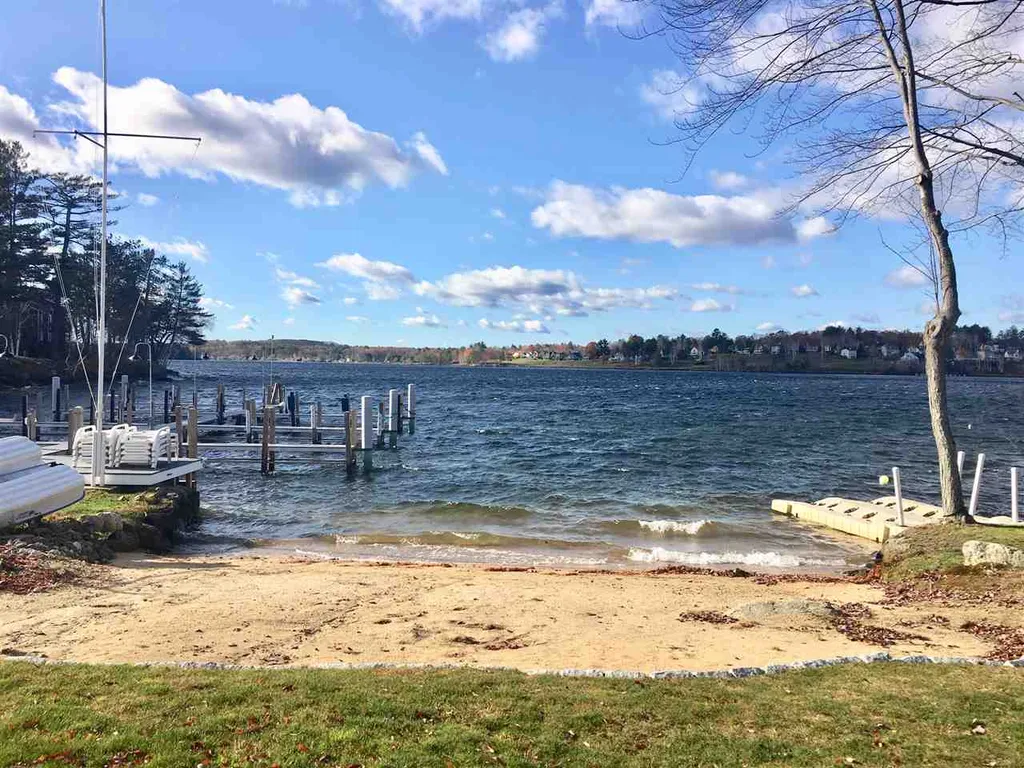 17 Island Drive Laconia NH 03246
