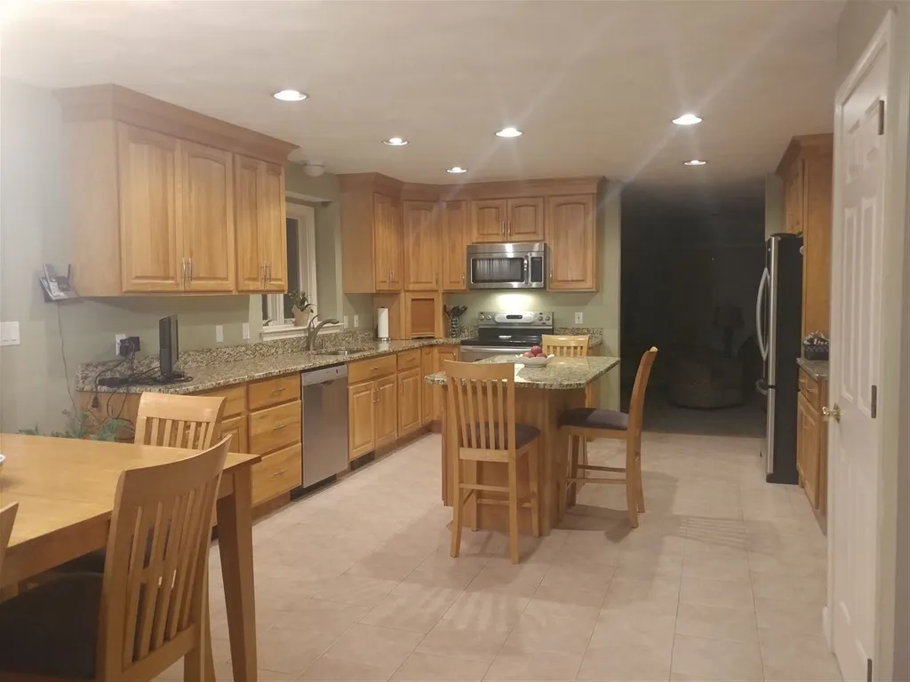 21 Juniper Lane Hampton NH 03842