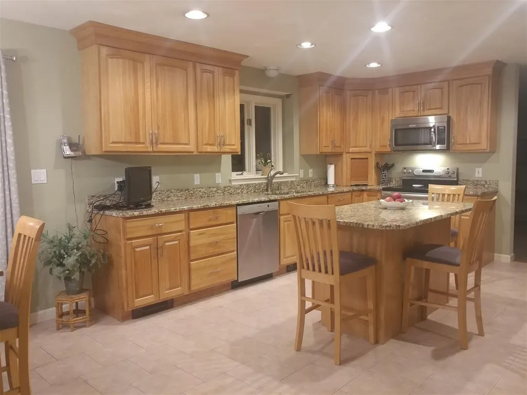 21 Juniper Lane Hampton NH 03842