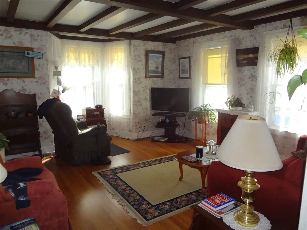 11-13 Trestle Road Rochester NH 03868-8521