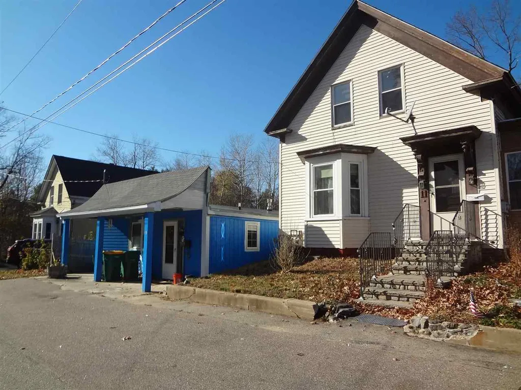 11-13 Trestle Road Rochester NH 03868-8521