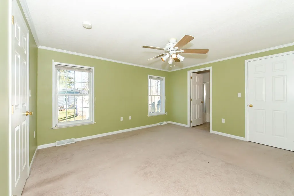 40 Donna Drive Exeter NH 03833