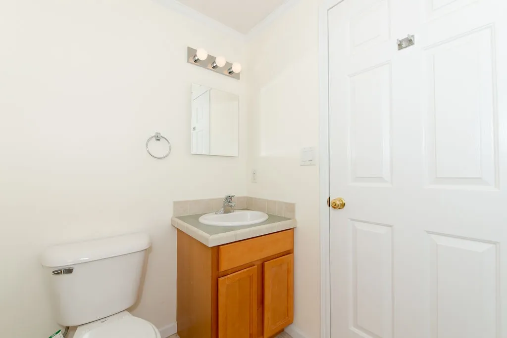 40 Donna Drive Exeter NH 03833