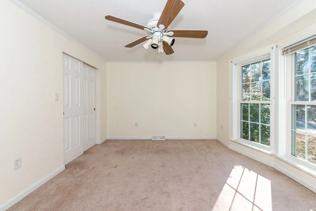 40 Donna Drive Exeter NH 03833